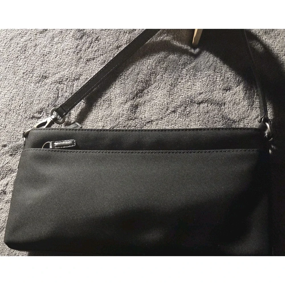 Coach Black Nylon Mini Shoulder Bag Crossbody Purse‎ Zip Top Small Y2K Classic